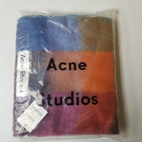 Acne studios scarf - Picture 2 of 4